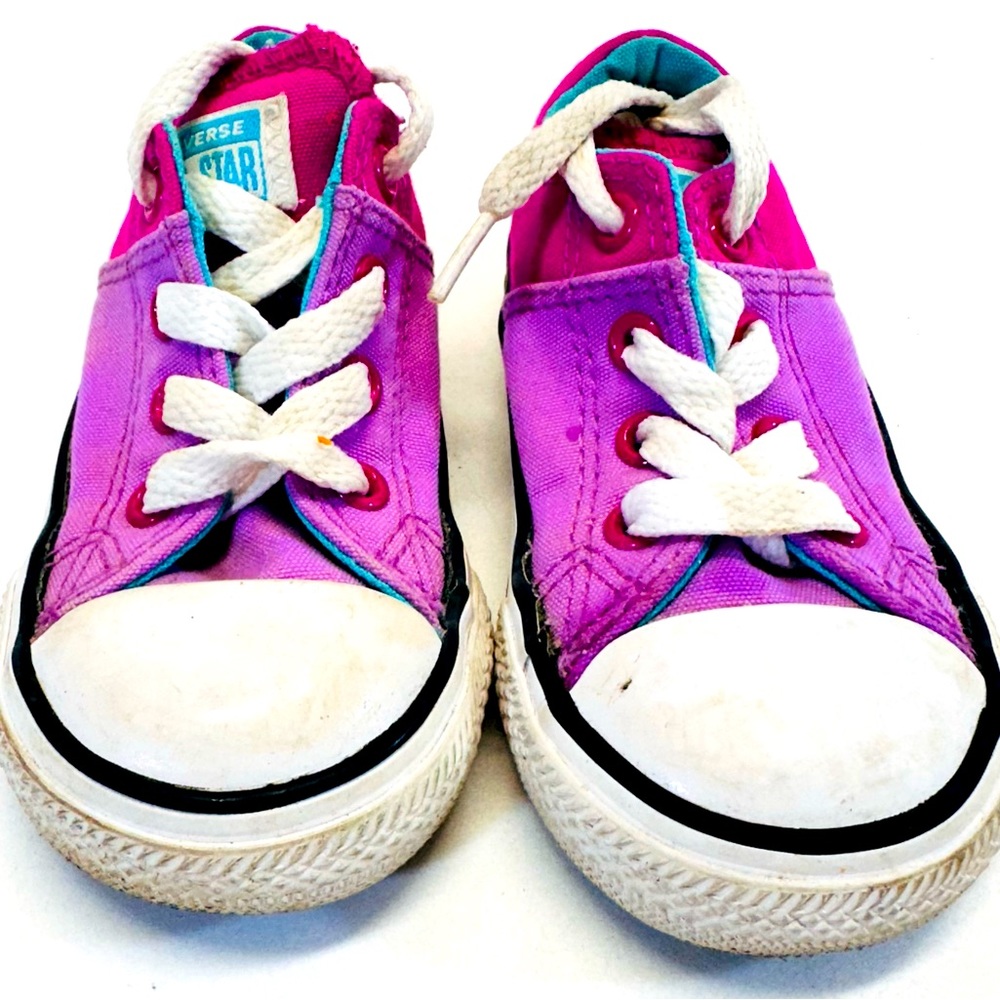 🦄 Kids Converse 🦄